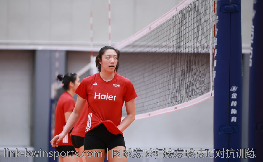 网球发球和接发球技巧对抗训练